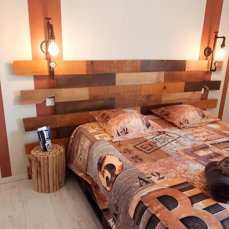 Bien Etre Simple Hotel Villajou Екстериор снимка