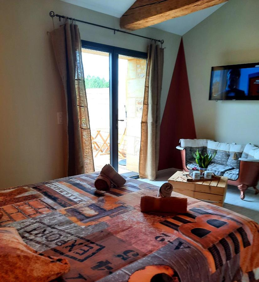 Bien Etre Simple Hotel Villajou Екстериор снимка