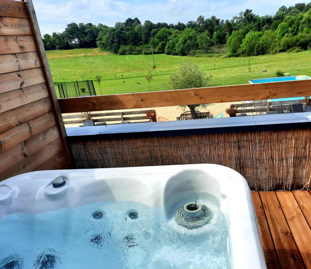 Bien Etre Simple Hotel Villajou Екстериор снимка